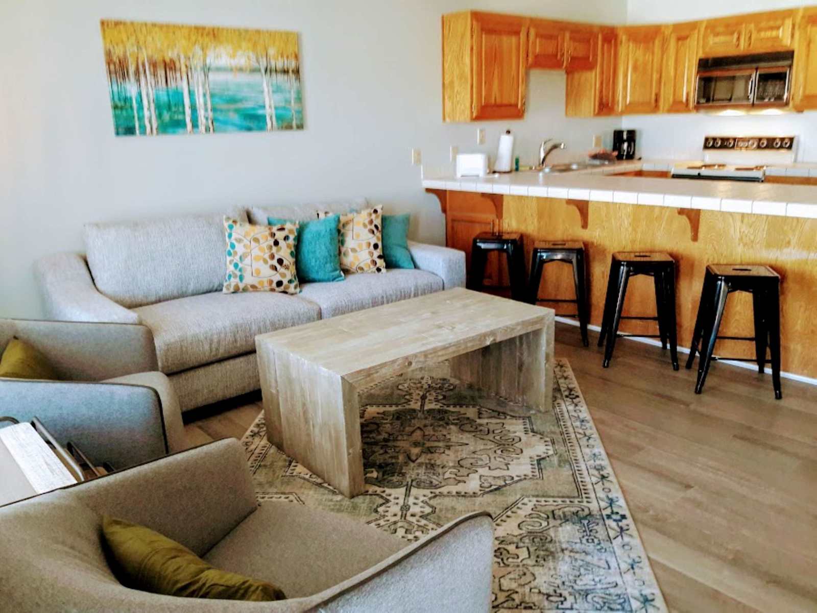 Las Palmas 1639 - A 1-bedroom Las Palmas condo with full resort access.